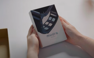 Unboxing Your New Mudra Band Package